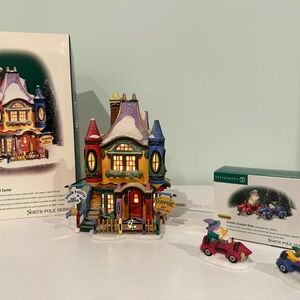 Department 56 North Pole - Polar Palette Art Center & Cruisin’ Crayola Elves